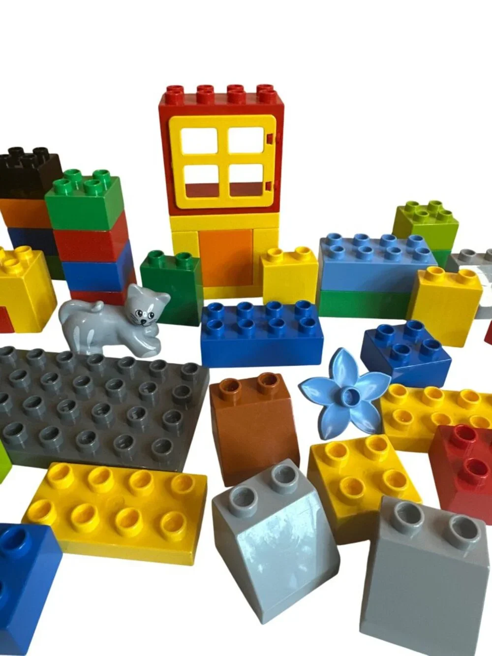LEGO Duplo Large Lot of Building Bricks Cat Windows Baseplate Flower Etc.